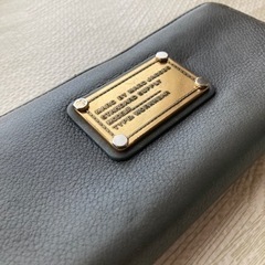 MARC BY MARC JACOBS 長財布の画像