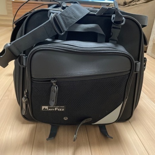 キャンピングシートバッグ