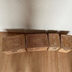 ラタンバスケット　　の画像