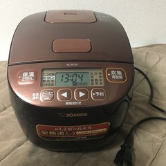 象印　炊飯器