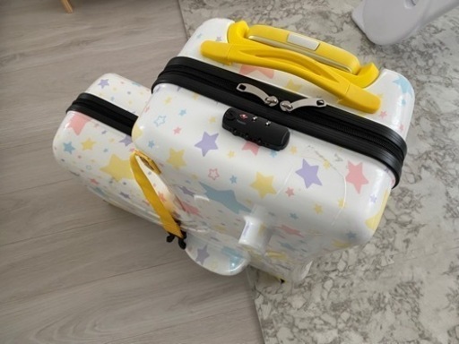 ノリッコ　NORICCO 子供が乗れる　キャリーバッグ
