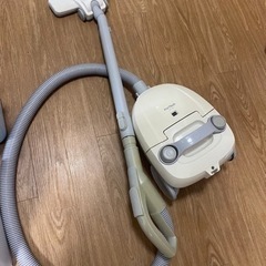 コーナン　掃除機　port  tech KPS–201