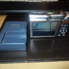 キャノンデジタルカメラ　美品の画像
