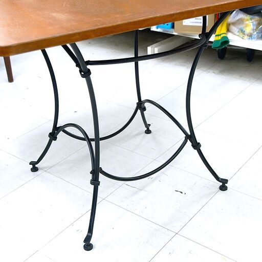 アイアンレッグウッドテーブル　リユース品 アイアンレッグウッドテーブル リユース品