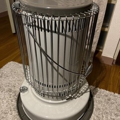 「引き取りのみ」TOYOTOMI ストーブ KS-67H トヨトミ TOYOTOMI KS-67H 対流形石油ストーブ ホワイト新品未使用