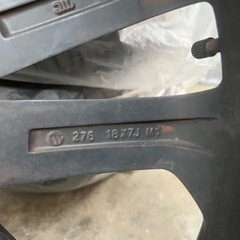 車のパーツ タイヤ、ホイールの画像