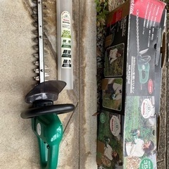 マキタ　園芸用　生垣バリカン　MUH352 中古の画像