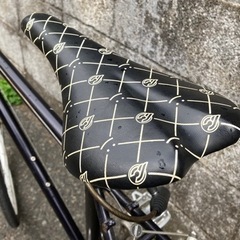 自転車 クロスバイクの画像