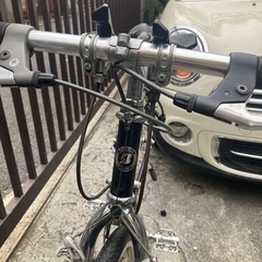 自転車 クロスバイクの画像