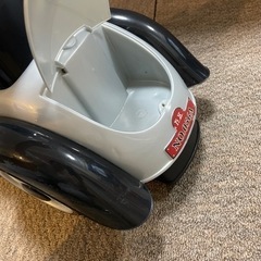 お取引中、返信できません。足けり乗用玩具 乗用玩具 レトロカー クラシックカー 子供用乗物 室内玩具 乗物玩具 の画像