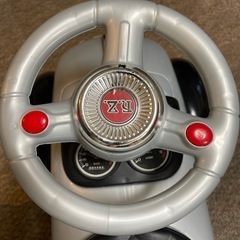 お取引中、返信できません。足けり乗用玩具 乗用玩具 レトロカー クラシックカー 子供用乗物 室内玩具 乗物玩具 の画像