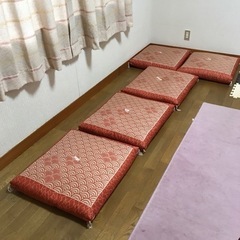 座布団５枚　昭和レトロの画像