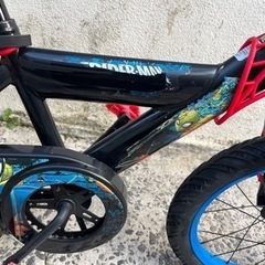 HUFFY16インチ4輪車SPIDER-MANキッズキャラクターバイクスパイダーマン🕷️自転車🍉プロフ必読の画像