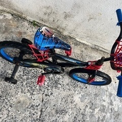 HUFFY16インチ4輪車SPIDER-MANキッズキャラクターバイクスパイダーマン🕷️自転車🍉プロフ必読の画像