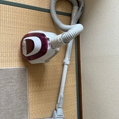 引取先決定:HITACHI サイクロン掃除機　CV-KS200の画像