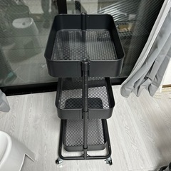 スチールラックの画像