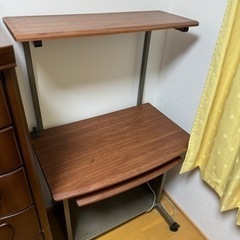美品⭐️パソコンデスクの画像
