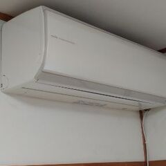 ５．６ｋｗエアコン（動作確認済）あげます。