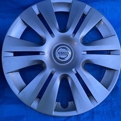 キャラバンＮＶ３５０　ホイールキャップ　4枚セット
