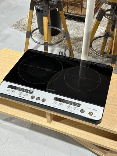 IRISOHYAMA アイリスオーヤマ】IHコンロ ２口 IHK-W12-B 2019年 シンプル操作 お手入れ簡単 単身