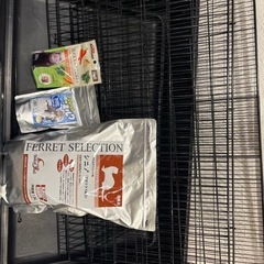 フェレットケージ等　
飼育用品