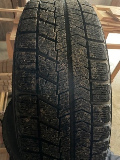車のパーツ タイヤ、ホイール