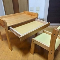 【取引中】ニトリ　オリーブキッズデスク＆チェア