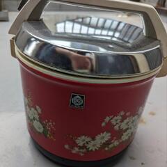 レトロ炊飯器の画像