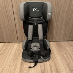 【取引中】チャイルドシート　トラベルベスト　Evo