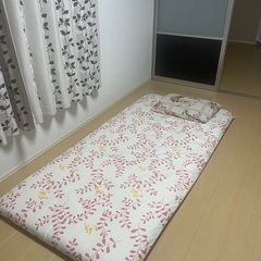 布団セット・ちゃぶ台・ハンディ掃除機