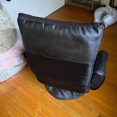 回転式座椅子の画像