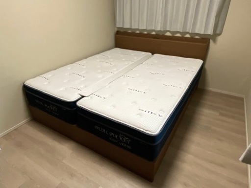 ニトリ　クイーンベッド