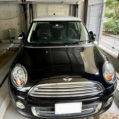 【美車 ミニクーパー後期型】人気の黒白ツートン 革巻きステアリング・純正15AW・ETC・取説・記録簿◆H25 検7/1 8.4万kmの画像