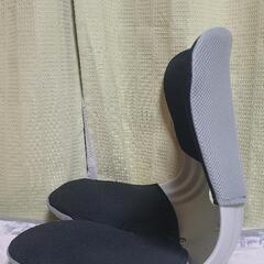 姿勢サポート椅子の画像