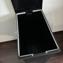 【未使用】ニトリ ゴミ箱 ペダルペール 45L ブラックの画像