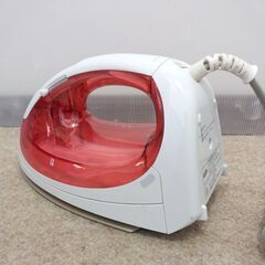 🍎TOSHIBA スチームアイロン TAZA1の画像