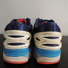 ニューバランス ランニングシューズ M1040 S7 27.5cmの画像