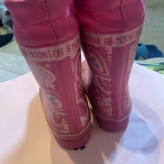 女の子　靴　長靴の画像