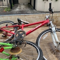 自転車 クロスバイクの画像
