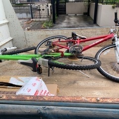 自転車 クロスバイクの画像