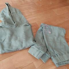 【タグ付き新品】H&M キッズ スウェットセットアップ 110サイズ  3745の画像