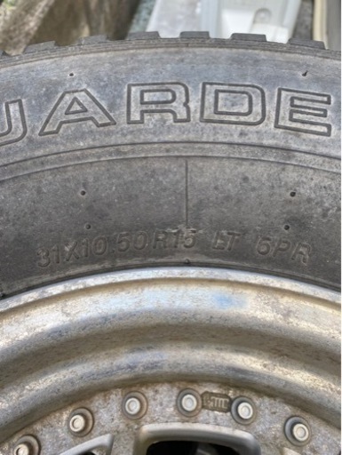 車のパーツ タイヤ、ホイール