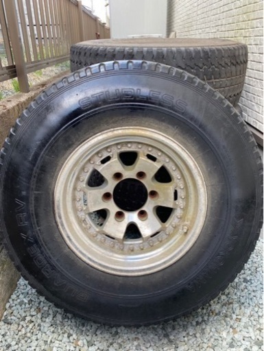 車のパーツ タイヤ、ホイール