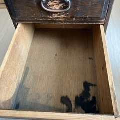 レトロ3段小物入れの画像