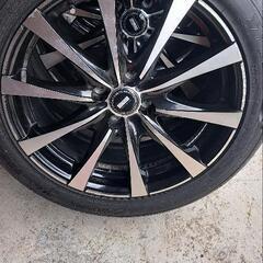 車のパーツ タイヤ、ホイール