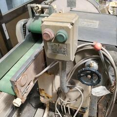 裁断機の画像