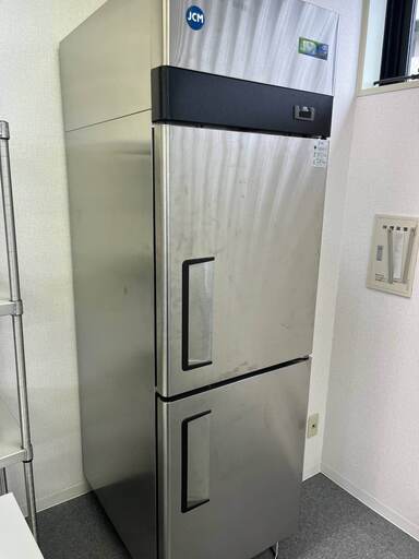 業務用タテ型2ドア冷蔵庫 JCM 465L