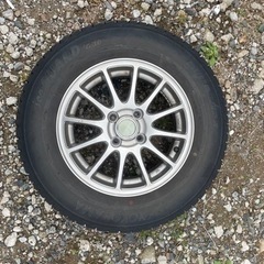 185/70 R14 88Qアルミ付きスタッドレスタイヤ4本　アルミホイール(タイヤ付き)買取