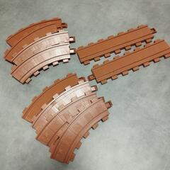 電車　線路　プラレールの画像