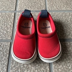 キッズシューズ　13センチ